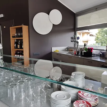 奥利吉欧马尔彭萨酒店 酒店